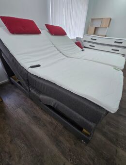 Boxspringbett elektrisch, Top Zustand,Lieferung - Mels