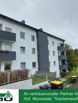 4-Zimmer-Wohnung im 2. OG mit Balkon - Wunsiedel
