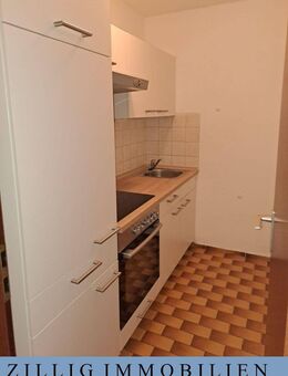 Schönes 1-Zi.--Appartement - EBK, Laminat, Loggia, TG - Innstadt - Nähe Uni - ZILLIG MIETVERWALTUNG - Passau