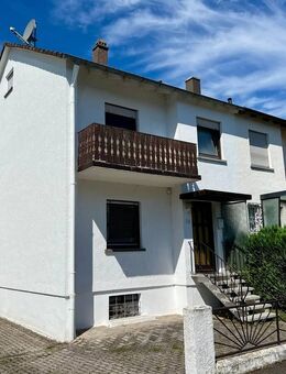 Liebevoll gepflegte Doppelhaushälfte mit gemütlichem Garten, Terrasse und Garage in Rastatt! - Rastatt