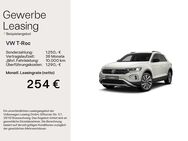 VW T-Roc, 1.5 l TSI Life 150, Jahr 2022 - Mühlheim (Main)