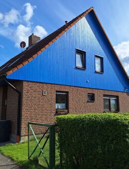 Sofort verfügbar - 3-Familien-Haus mit Kamin und Doppelgarage nahe Greifswaldg - Neuenkirchen (bei Greifswald)