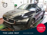 Volvo V60, Cross Country B4 Diesel Plus AWD LICH, Jahr 2023 - Essen