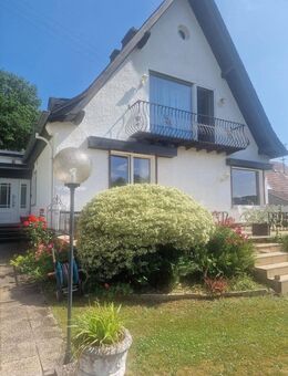 Exzellentes Einfamilienhaus mit sehr viel Grundstück und sehr schöner Aussicht - Kirn
