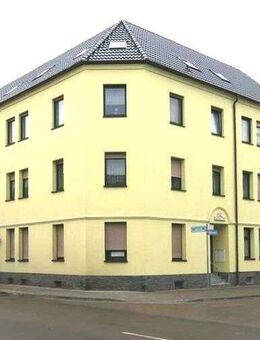 Großzügige 3-Raum-DG-Wohnung mit großer Terrasse und Aufzug - Dessau-Roßlau