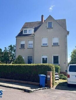 Dreifamilienhaus am Stadtrand Renditeobjekt mit Baugrundstück - Stendal (Hansestadt)