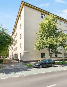 Vermiete Charmante Altbau-Wohnung mit 2-Zimmer in ruhiger, verkehrsgünstiger Lage in Prenzlauer Berg - Berlin