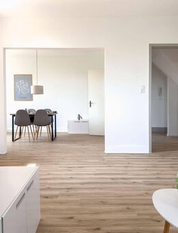 Kernsaniert & charmant: 3,5-Zi.-Altbauwohnung in guter Lage von Freudenstadt - Freudenstadt