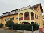 4 - Zimmer-Dachgeschoss-Wohnung mit zwei Balkonen in exklusiver Ausstattung - Ettenheim