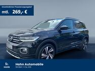 VW T-Cross, 1.0 TSI R-Line Einpark, Jahr 2021 - Fellbach