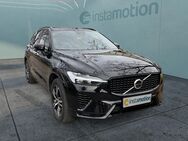 Volvo XC60, R Design Recharge Plug-In Hybrid AWD, Jahr 2021 - München