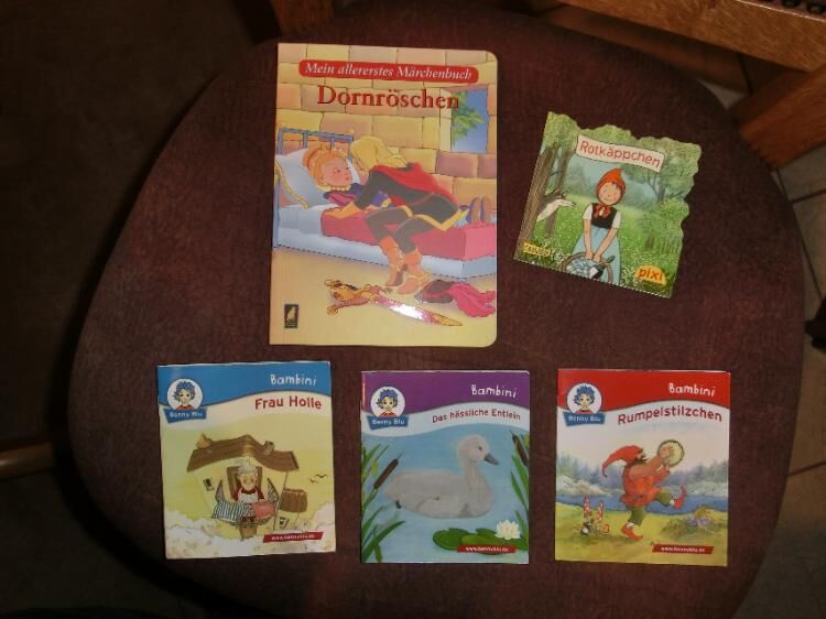 SET MÄRCHEN / Dornröschen / Rotkäppchen/ Rumpelstilzchen u.a. - Duisburg