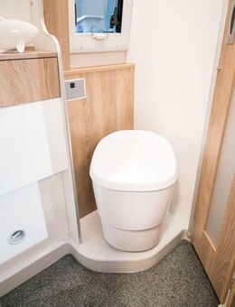 Die Beste autarke, wasserlose, geruchslose. Toilette Clesana C1 - Olfen Zentrum
