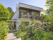 Architektur-Klassiker mit Pool mitten in Nienstedten - Hamburg