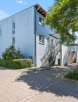 Attraktives Reiheneckhaus mit ca. 27m² Terrasse und Gartenanteil! - Regensburg