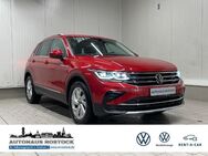 VW Tiguan, 2.0 TDI Elegance, Jahr 2022 - Rostock