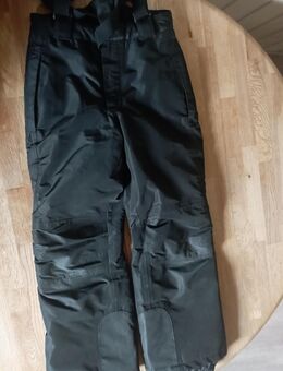 Kinderbekleidung Gr. 134/140 Hosen,Skihosen,Jogginghosen,Jeans - Auma-Weidatal