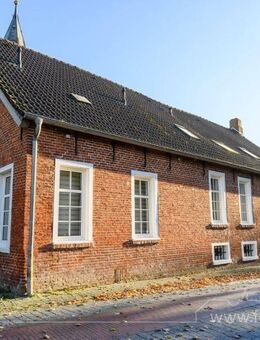 Interessante Kapitalanlage: Dreifamilienhaus im Bingumer Ortskern - Leer (Ostfriesland)