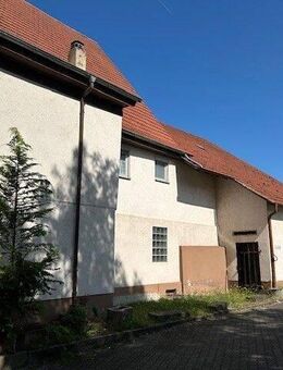 Schönes Einfamilienhaus mit großzügigem Grundstück in Neuffen - Perfekt für Handwerker mit Visionen - Neuffen