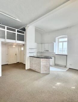 Altbau Flair! Historische 1 Zimmer Wohnung mitten in Ludwigburg! - Ludwigsburg