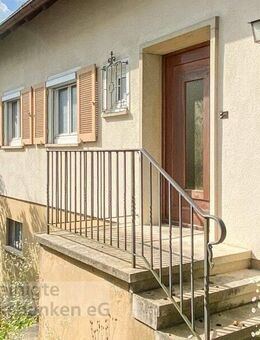 Zweifamilienhaus mit Potential in Top Aussichtslage - Renovierungsbedürftig - Pfullingen