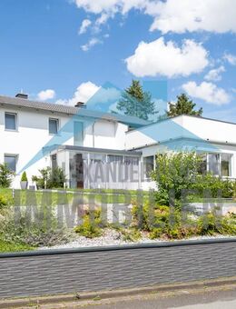 Modernes und großzügiges Einfamilienhaus mit Wintergarten, Dachterrasse und Garage in Ahnatal! - Ahnatal