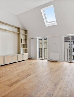 Bezugsfertige Dachgeschosswohnung nahe Schloßstraße - Berlin