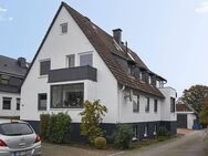 Gepflegtes Mehrfamilienhaus mit zusätzlichem Baugrundstück! - Halstenbek