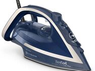 Tefal Dampfbügeleisen Ultragliss Plus, 2800 W, Dampfstoß: 250 g/Min., 50 g/Min. Dampfabgabe, 2800 W, Vertikaldampf, abnehmbarer Kalk-Kollektor, Eco Mode, blau/weiß FV6830