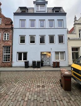 Liebhaberstück! Sanierungsbedürftiges MFH mit 10 Whg.! - Rarität auf der Lübecker Altstadtinsel! - Lübeck