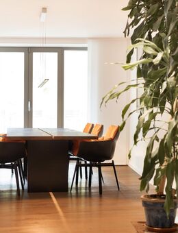 Luxus auf drei Ebenen mit exklusiver Sauna in Steinhausen - München