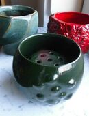 Keramik Übertöpfe+Steckeinsatz grün, Rosen, rot, 3 Blumentöpfe Deko zus. 9,- in 24944