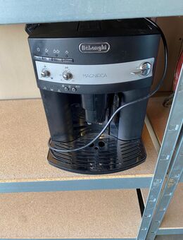 Kaffevollautomat Delonghi Magnifica - Arnsberg