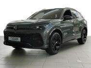 VW Tiguan, 2.0 TDI R-Line IQ LIGHT, Jahr 2024 - Lehrte