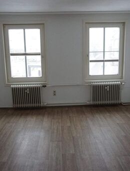 Schöne 4-Zimmer Wohnung mit Balkon in zentraler Lage! - Freudenstadt