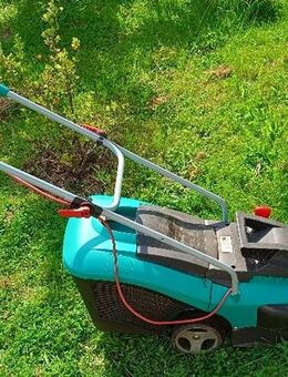 Gebrauchter Elektro-Rasenmäher Bosch Rotak 37 mit 25 m Verlängerungskabel bei Abholung zu verkaufen - Spangenberg