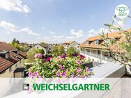Lichtdurchflutete Dachgeschosswohnung mit Südwest-Balkon in charmanter Lage - München