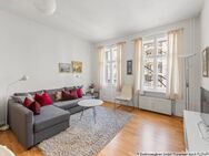 Ruhige 2,5-Zimmer-Wohnung mit Balkon und Einbauküche - Berlin