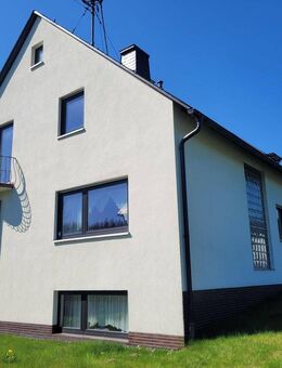 Kaufpreis verhandelbar! - Leben auf dem Land - sonniges und gepflegtes Einfamilienhaus! - Helmbrechts