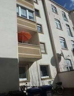 Lu-Süd 2 ZKB Erdgeschosswohnung in gepfegtem Mehrparteienhaus *** barrierefrei *** - Ludwigshafen (Rhein)