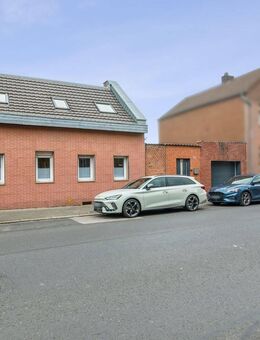 Charmantes, grundsaniertes Reihenhaus mit historischem Charme in Elsdorf - Elsdorf (Nordrhein-Westfalen)