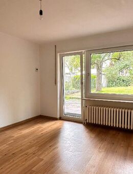 Schwanenstraße: Schnuckelige Wohnung mit Terrasse im Gartengeschoss - Mannheim