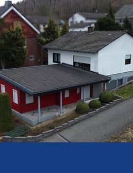 Gepflegtes Wohnhaus mit großer Terrasse und schönem Garten - Kreuztal