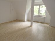 Große 2-Zimmer-Mietwohnung - modernisierter Altbau - Bad Pyrmont - Hauptallee - Bad Pyrmont