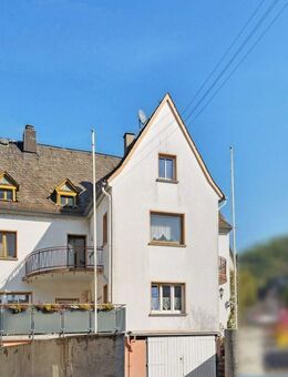 Mehrgenerationen-/Mehrfamilienhaus mit 4 Wohnungen in Kestert! - Kestert