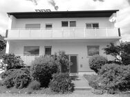 Gut geschnittene 2-Zimmerwohnung mit herrlichem Ausblick vom Balkon in Diedenbergen! - Hofheim (Taunus)
