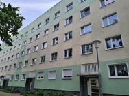 Lichtdurchflutete drei Zimmer Wohnung mit Südbalkon! - Magdeburg