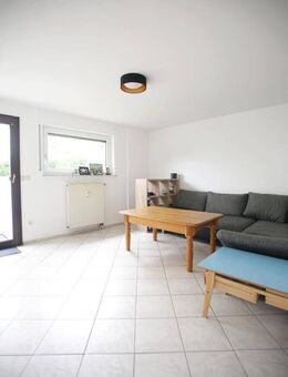 *Newel-Butzweiler* schöne 2 ZKB Souterrainwohnung mit Garten! - Newel