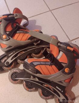 Rollschuhe Größe 29-32 zu verschenken - Martinsheim