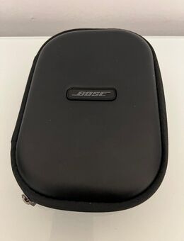 Bose QuietComfort QC35 II Kopfhörer schwarz mit Etui und Ladekabe - Bad Orb